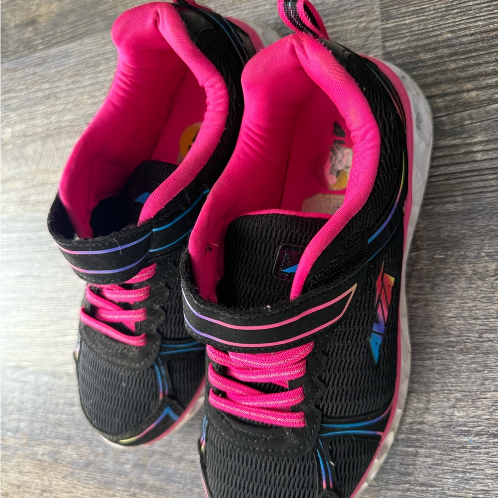 Avia Black and Pink Women's Sneakers